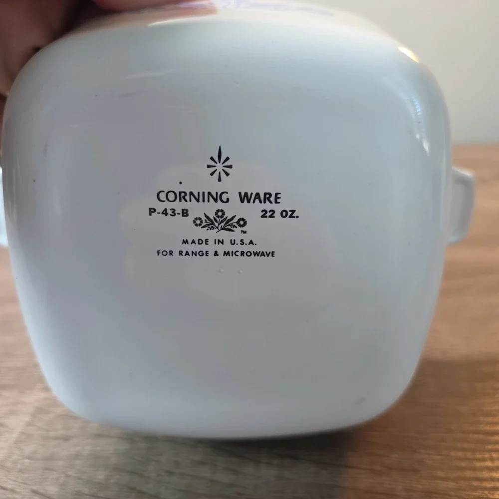 Corning Ware Blue Cornflower P-43-B 22 oz Square Casserole Dish Vintage USA